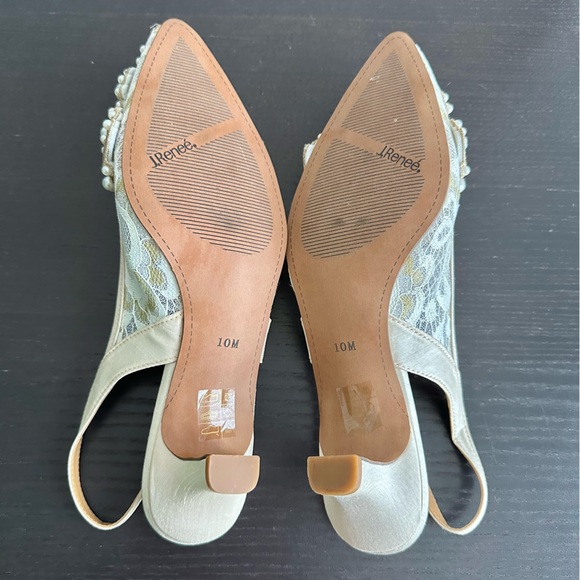 J. Reneé Strovanni Ivory/Gold Floral Pearl Ornament Slingback Pumps - Picture 5 of 6